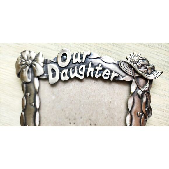 PICTURE FRAME-Pewter-"Our Daughter"-Doll-Carousel Horse-6"x4" Frame-Glass Cover - Picture 7 of 13